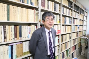 『センセイの本棚』　 第3回 人間社会システム科学研究科　村田右富実教授