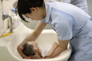 看護学類「家族支援看護学実習：母性」学内演習レポート